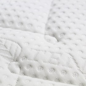 matelas bébé ferme respirant son coutil